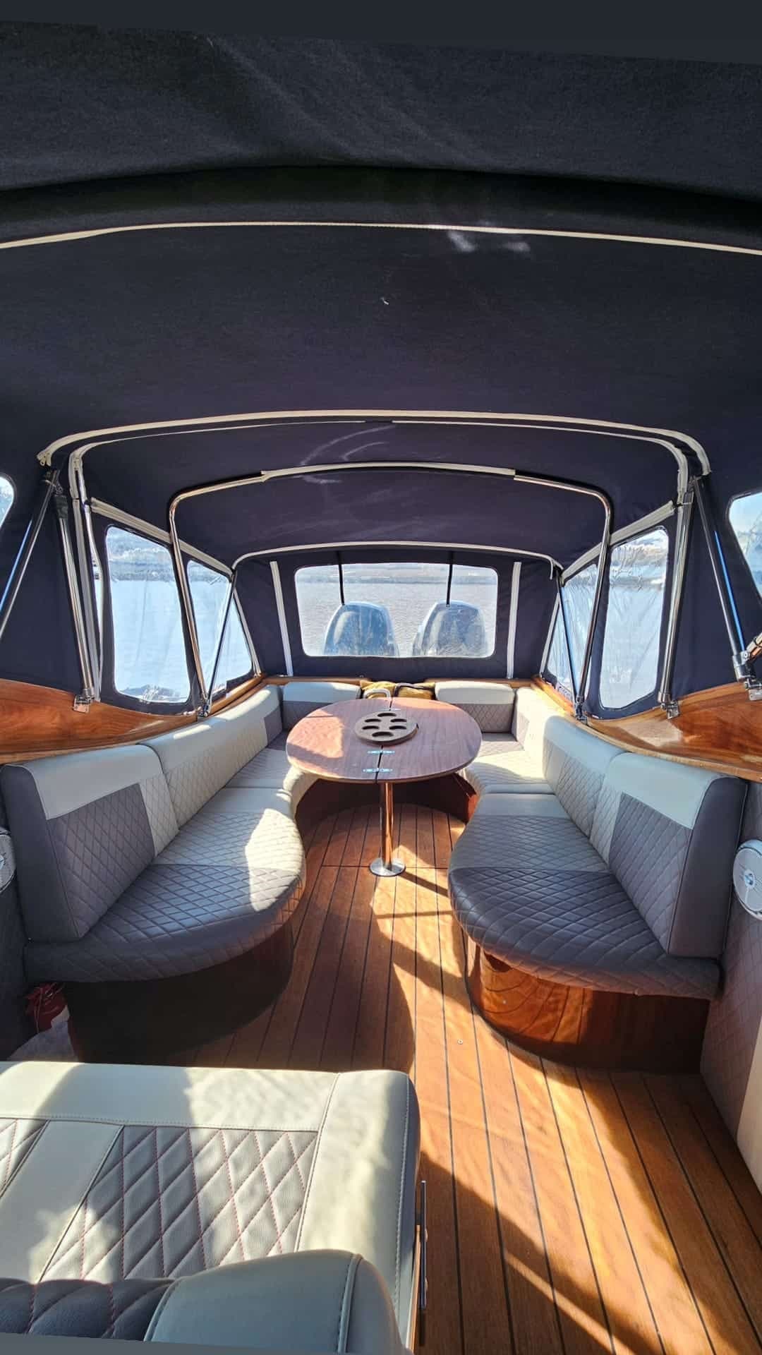 Yksityinen luksusristeily Helsingissä – Britamarine 4 tuntia - 2