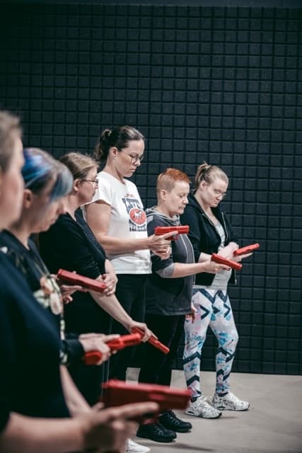 Naisten tutustumisammunta ja minglaus – Kaarina - 2