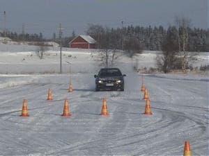 Ralliauton itseajo kaksivetoisella – pakkaskauden ajopaketti - 2