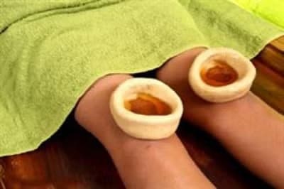 Janu Basti – ayurvedinen polvien öljyhoito, 60 min
