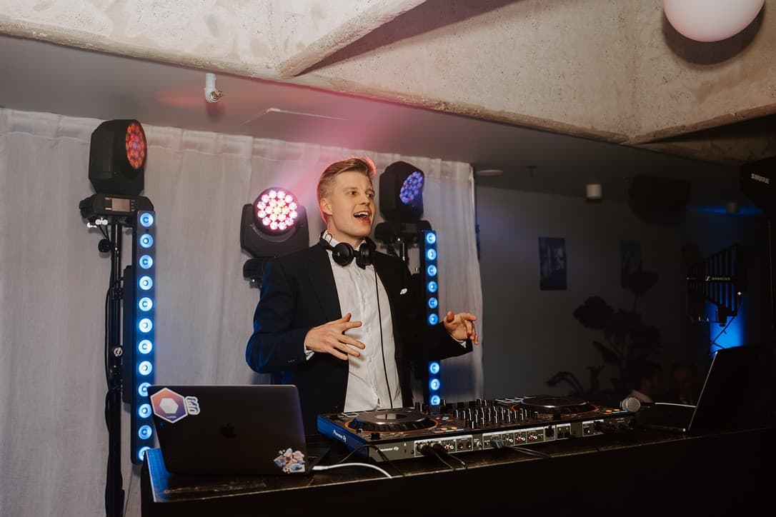 DJ-soiton alkeet, Helsinki | 2h - 4
