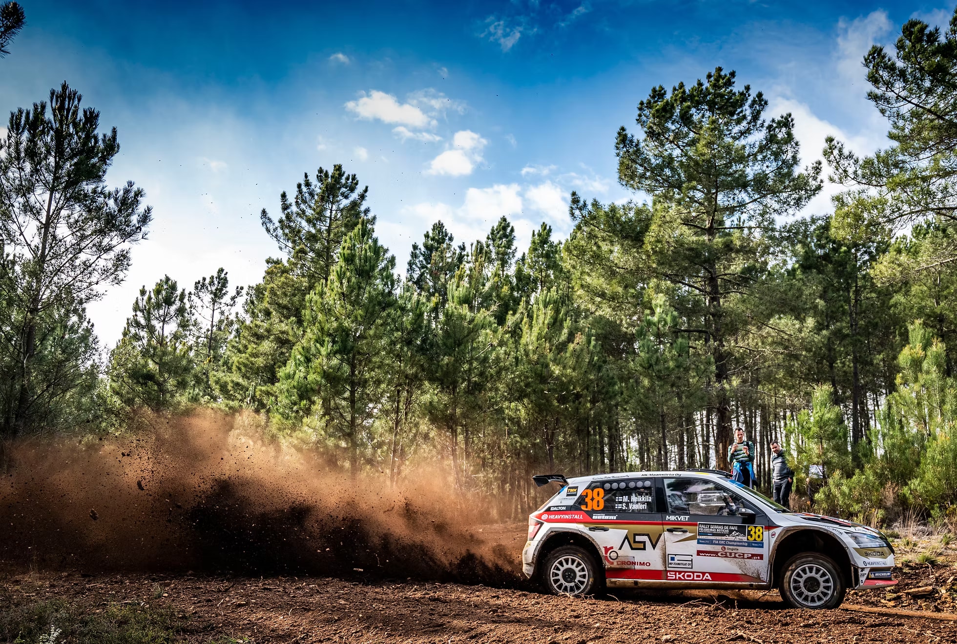 Rallielämys suomenmestarin kyydissä 1-2 henkilölle - 2