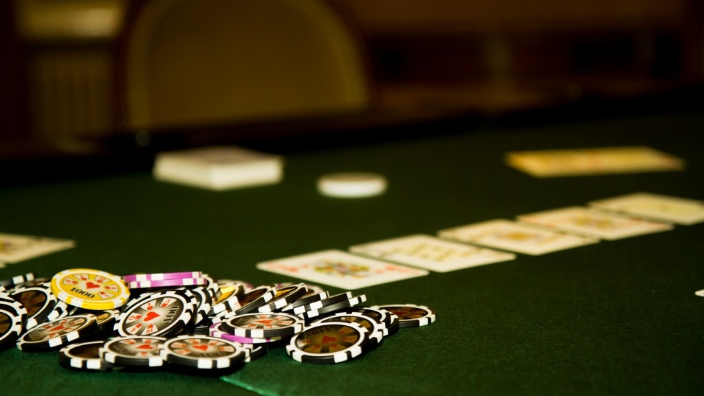 Leikkimielinen pokeriturnaus – 1 pöytä - 4