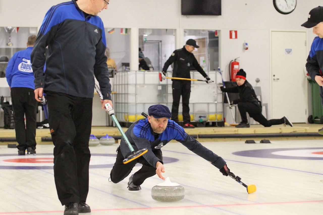 Curling-elämys Turussa 2 henkilölle - 1